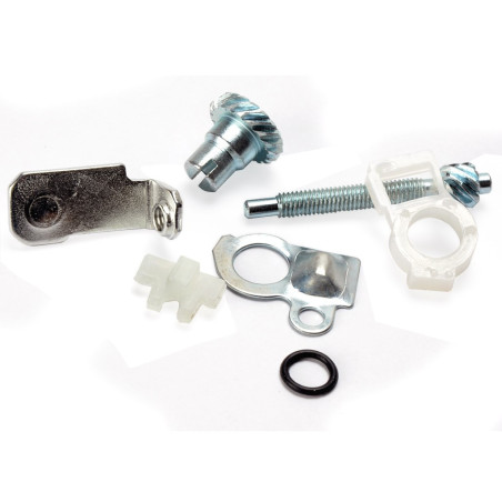 NAPINACZ ŁAŃCUCHA STIHL 024 026 038 MS270